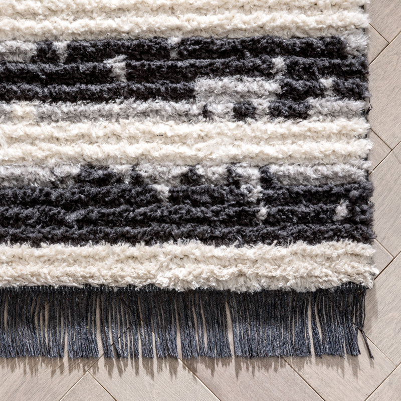 Gray Diamond Pattern Rectangular Synthetic Area Rug