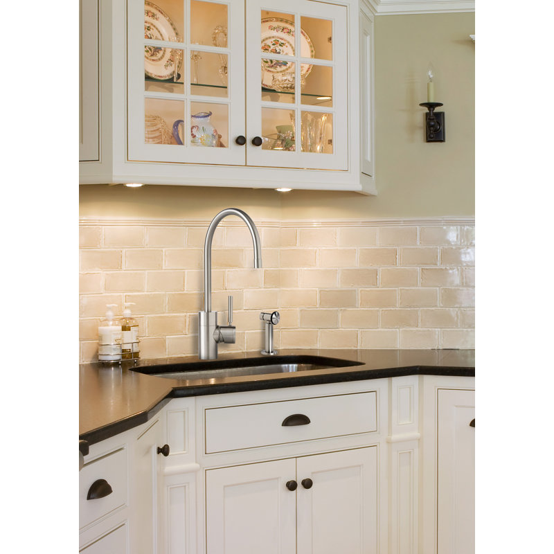 Parche Kitchen Faucet