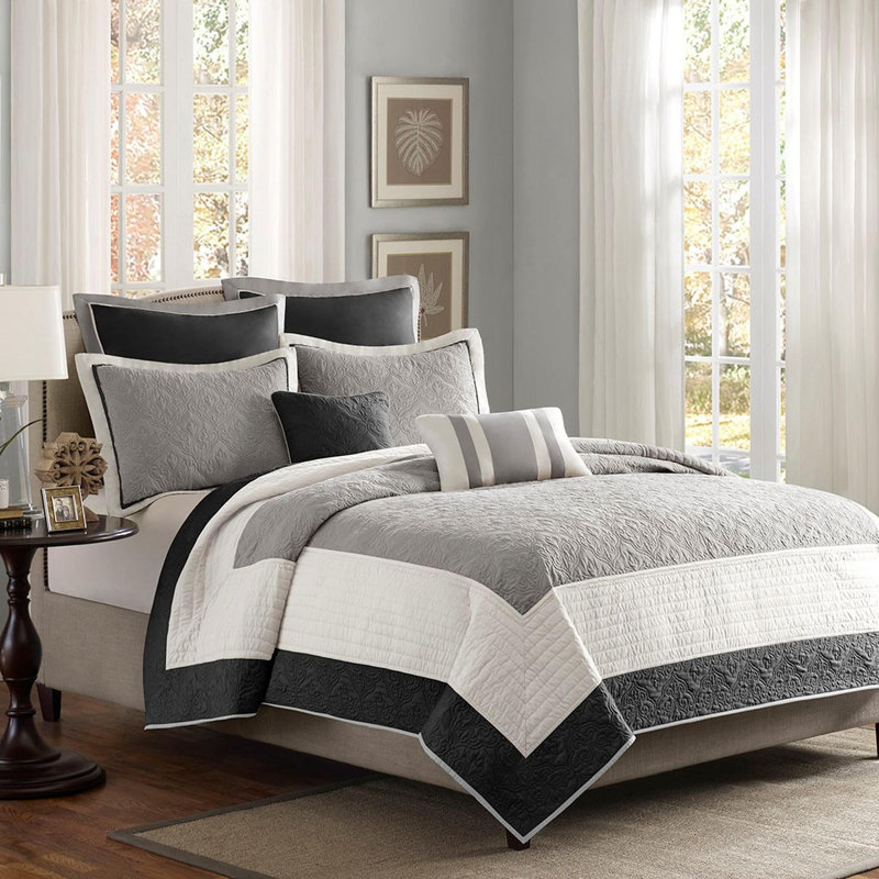 Cotton Printed Quilt 7 Piece Set, Black, King Quilt + 6 Additional Pieces