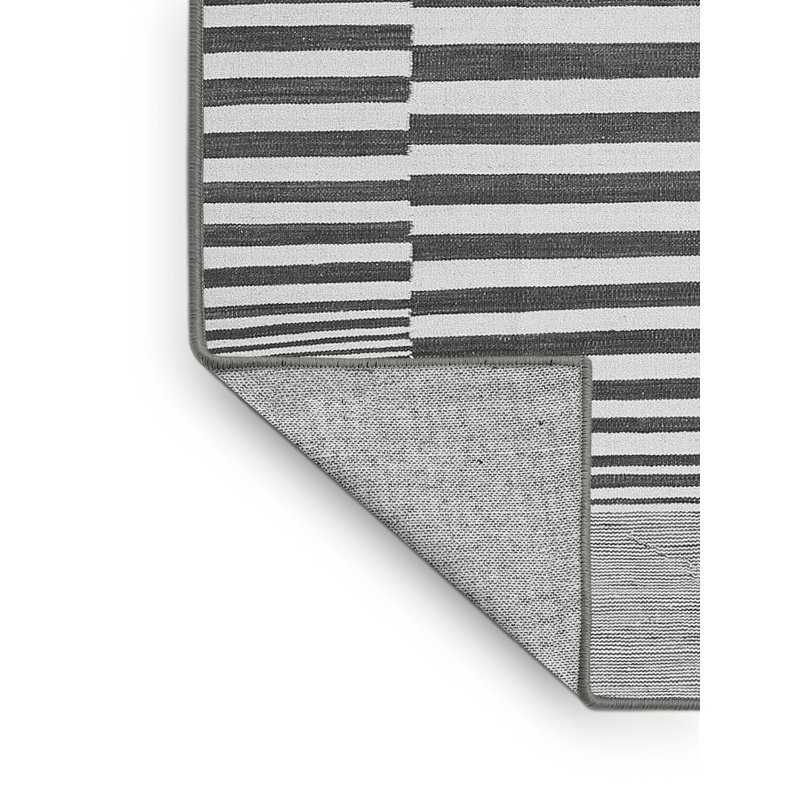 Tapis gris / noir en chenille tissé à la machine Alla, Rectangle de 5 pi x 8 pi