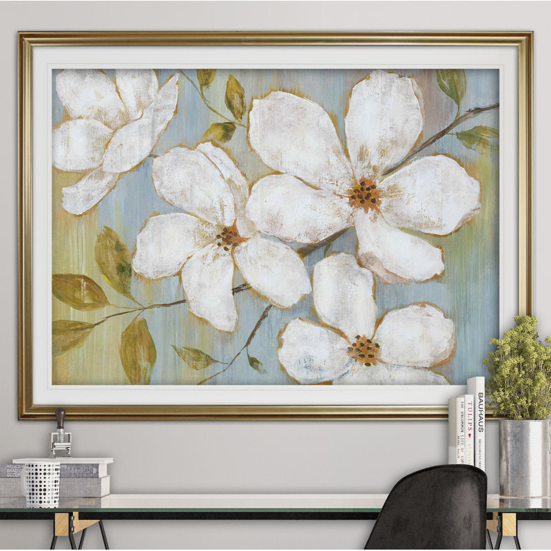 Fleurs blanches - cadre imprimé, Cadre doré, H 27 po x l 39 po x P 2 po, Pas de tapis