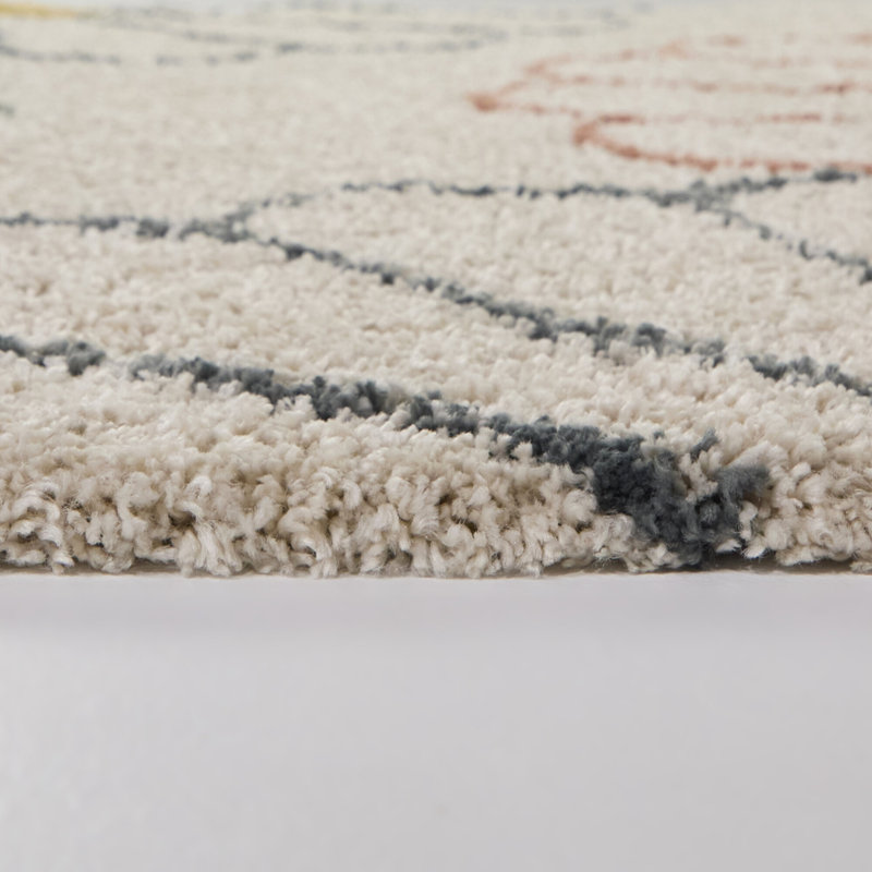 Sara Cream and Yellow Floral Kids' 4' x 6' Synthetic Rug