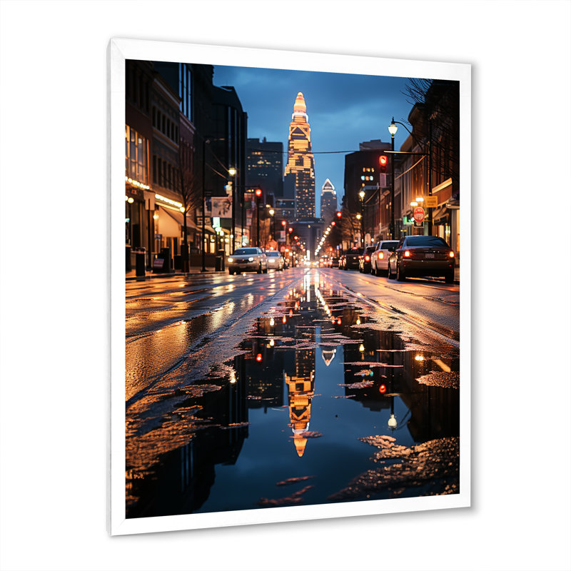Leilanis Charlotte Cityscape At Night IV, reproduction d'art sur toile, H 20 po x l 12 po x P 1 po, Cadre photo blanc