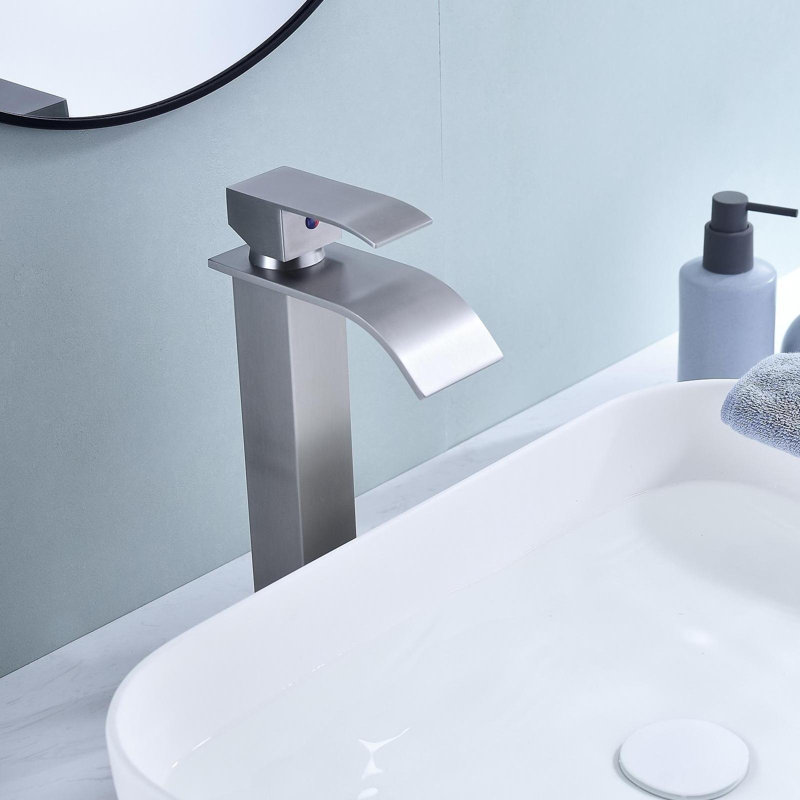 Single-Hole Single-handle Bathroom Faucet, Brushed Nickel