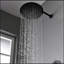 Système de douche thermostatique avec système de douche à effet pluie avec valve brute, douche à main en noir mat