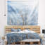 Tapisserie de branches d’hiver sans feuille en polyester avec accessoires suspendus inclus-28490675