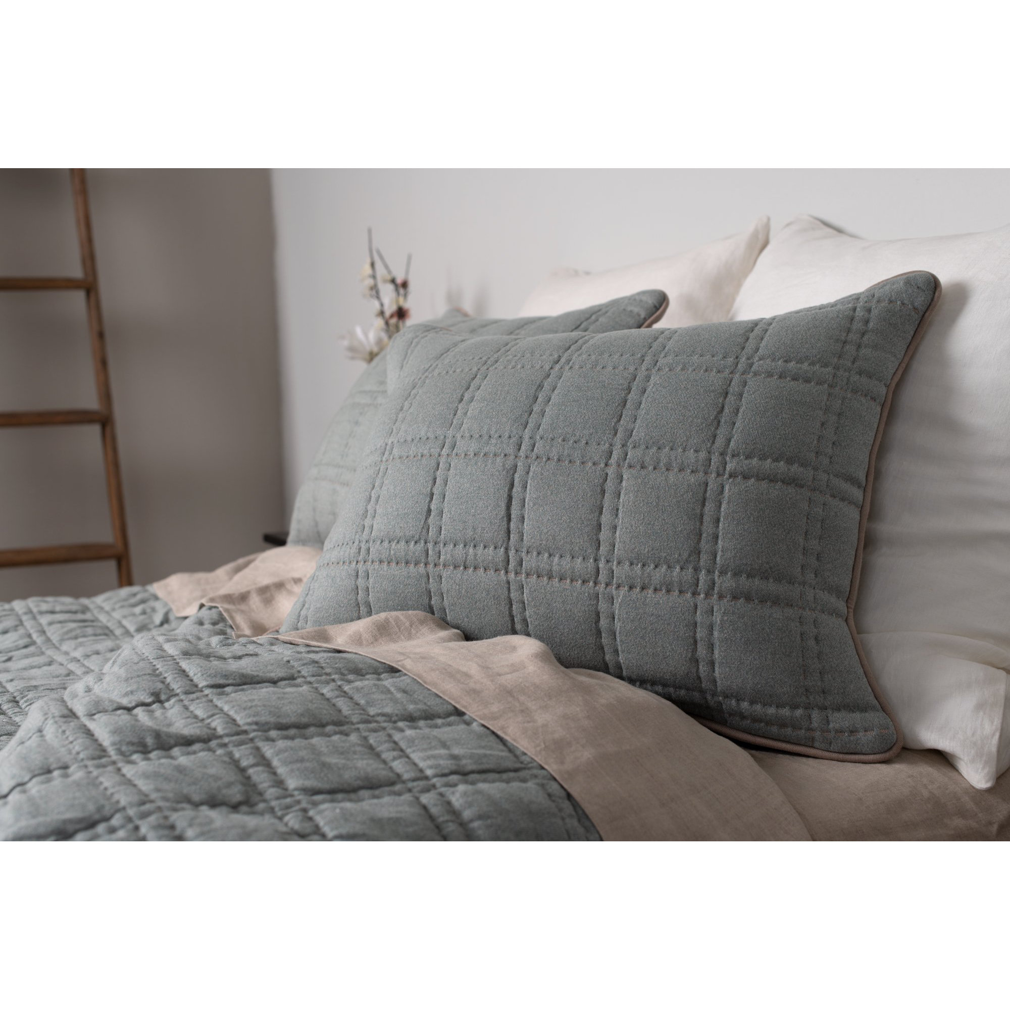 Gana Modern & Contemporary Cotton Quilt - King, Mineral, King