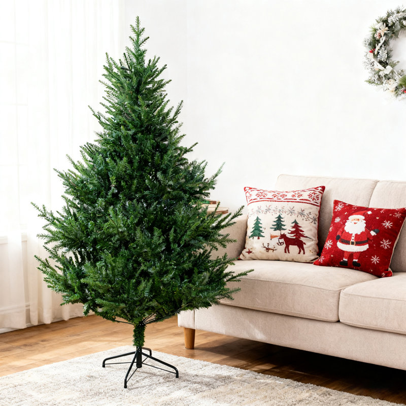 Arbre de Noël courbé 6 pi avec branches denses et base en métal Pomeroy