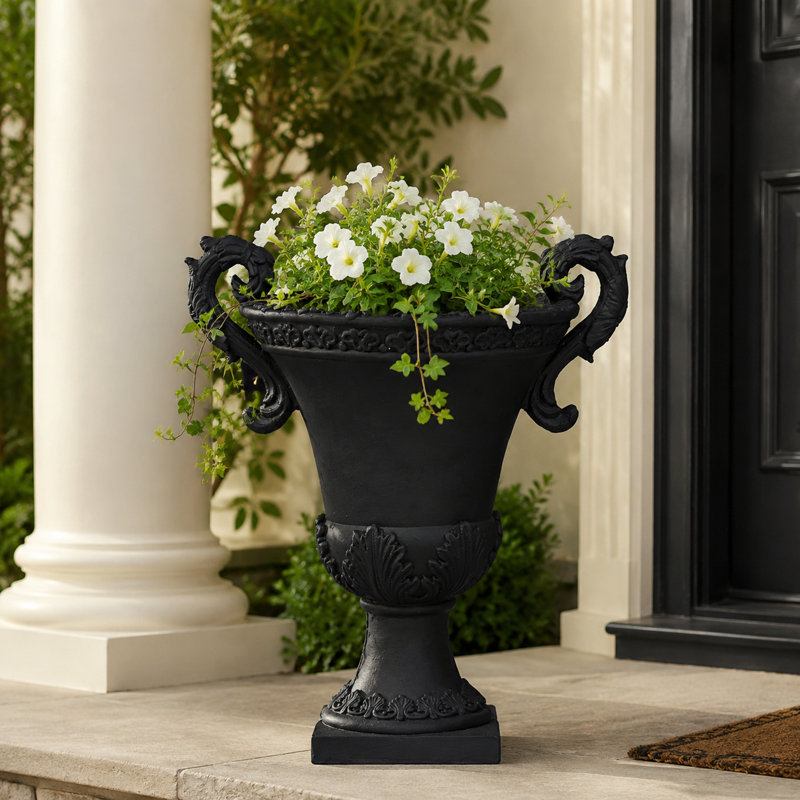 Concrete Urn Planter, Noir