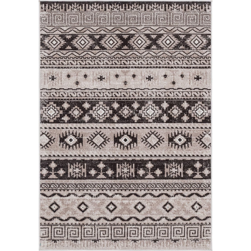 Geometric Indoor Rug, Rectangle 4'1" x 6'1"