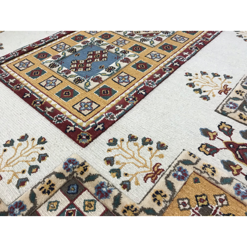 Hand-Knotted High-Quality Ivory Area Rug