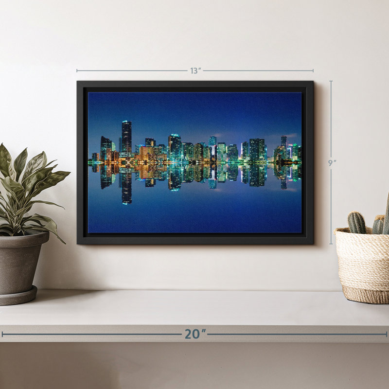 «Miami Night Skyline Wall Art», H 13 po x l 9 po