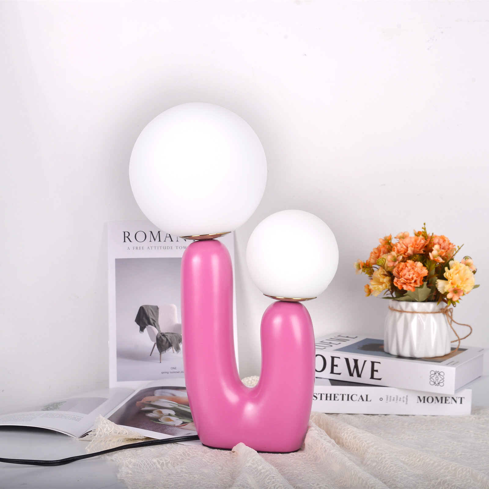 Yuma Resin Table Lamp, Barbie Pink