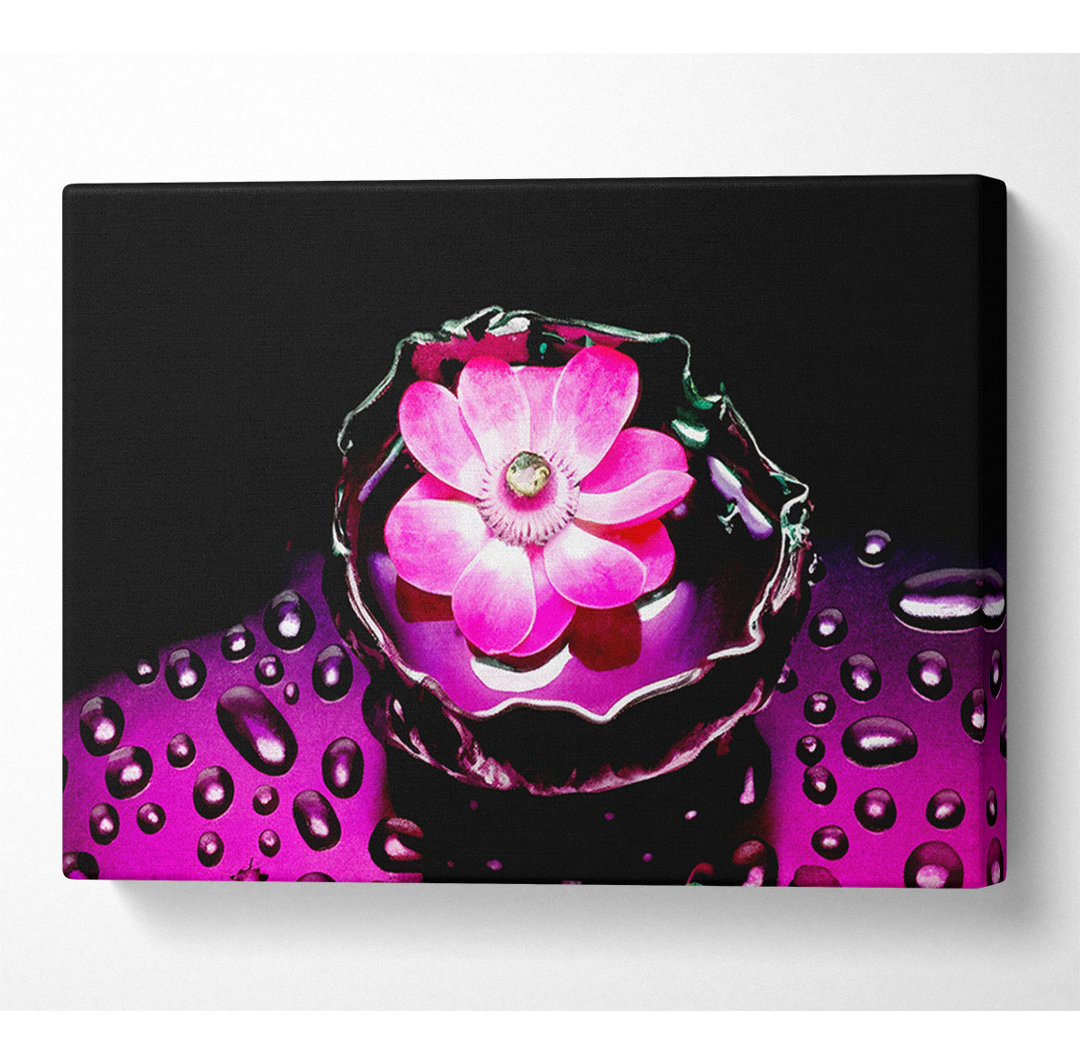 Pink Flower Splash - Kunstdrucke auf Segeltuch