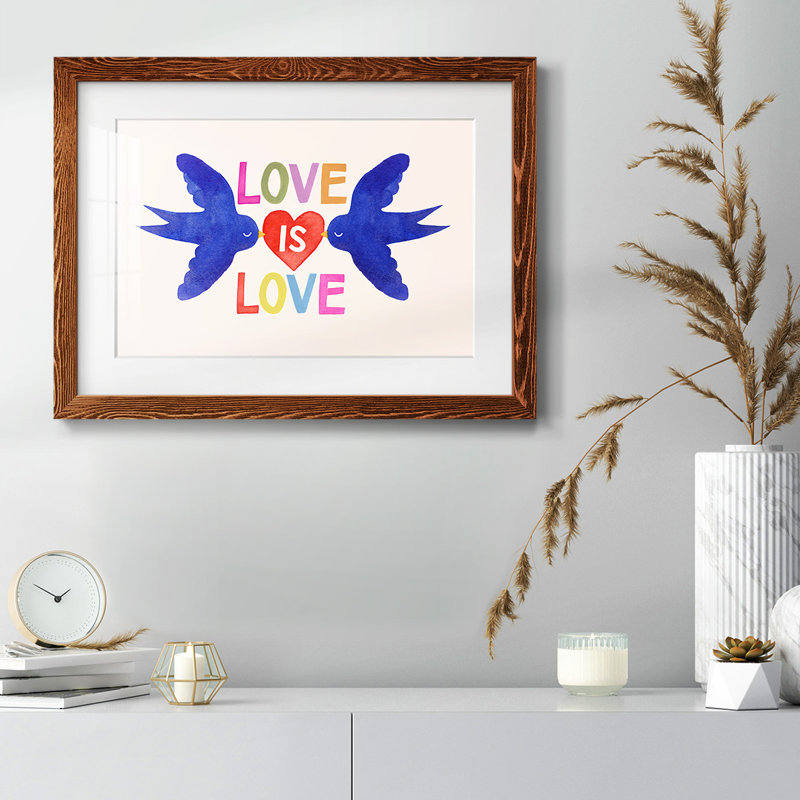 «Love Loudly», reproduction encadrée sur papier, Érable, H 28 po x l 42 po x P 1,5 po