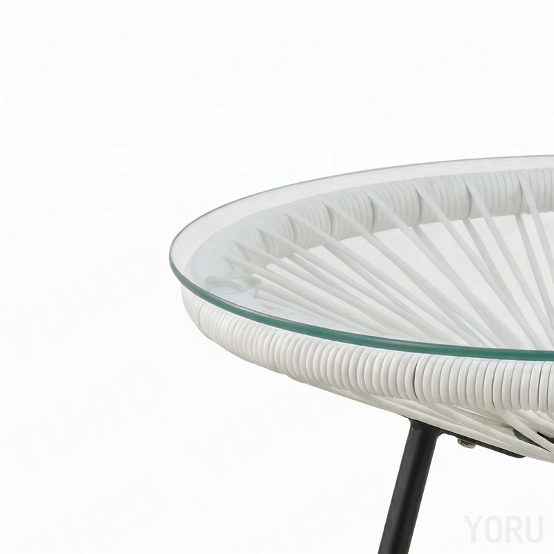 Table d'appoint en osier synthétique Nusa