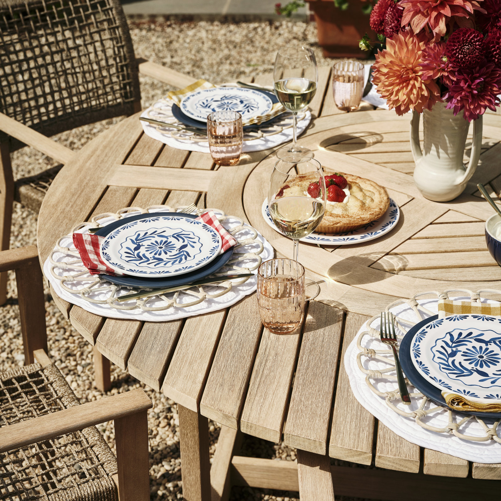 Grover Cotton Round Placemat, White