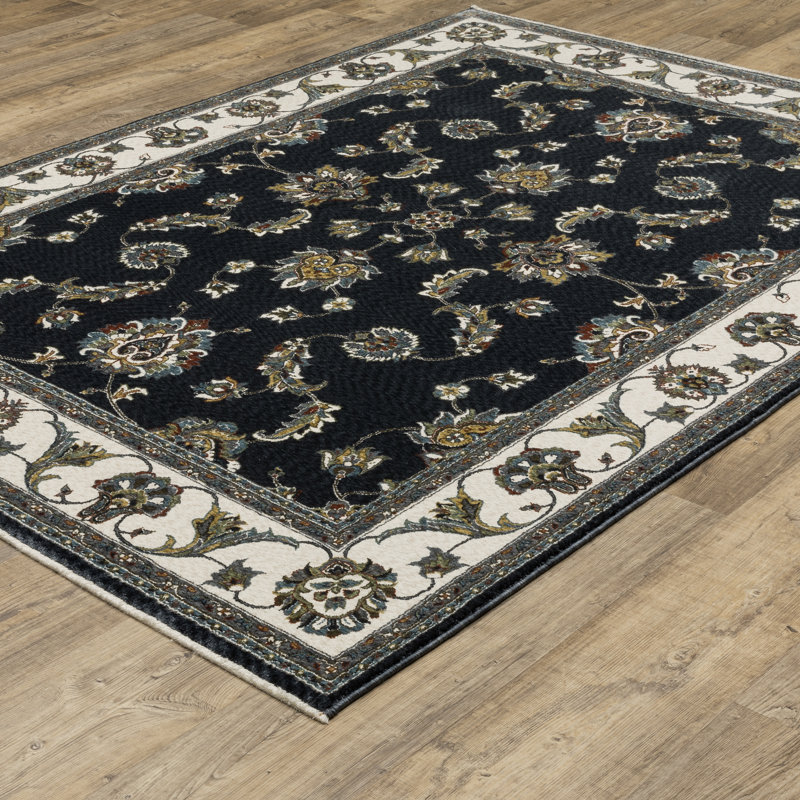 Sorusch Oriental Indoor Rug, Rectangle 3'10" x 5'5"