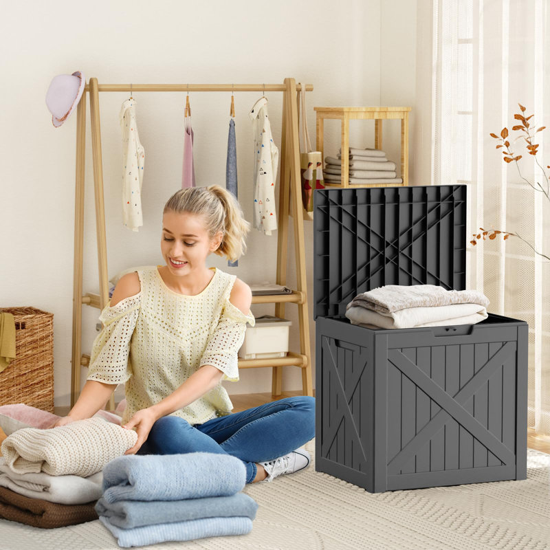 145L Lockable Waterproof Resin Outdoor Storage Box in Black
