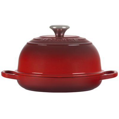 Le Creuset Signature Enameled Cast Iron 1.75 Qt. Bread Oven with Lid