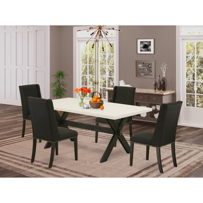 L'ensemble 5 pièces de table et chaises de cuisine comprend une table de salle à manger rectangulaire avec pieds en X et 4 chaises Parsons en tissu de lin bleu, noir brossé