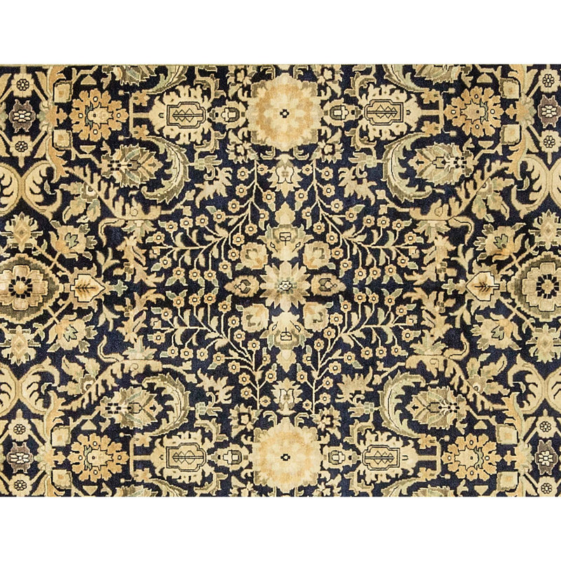 Avalon Oriental Area Rug in Beige/Navy