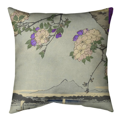 Housse de coussin Utagawa Hiroshige Blossoms Over the River