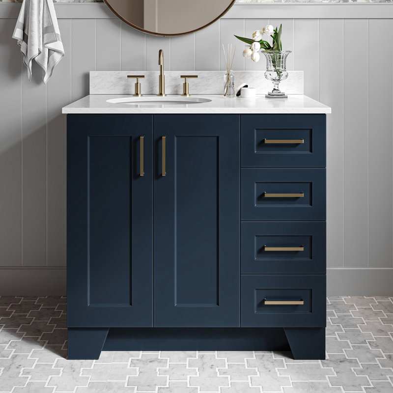 Ensemble de meuble-lavabo simple 37 po en bois massif bleu minuit avec plateau en marbre de Carrare 0,75 po Freitas, Gauche