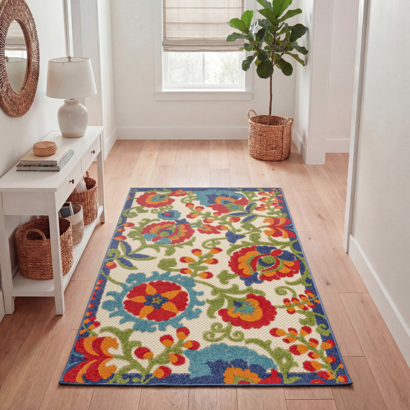 Tapis intérieur/extérieur Bernia floral ivoire/rouge/vert, Rectangle 2 pi 8 po x 4 pi