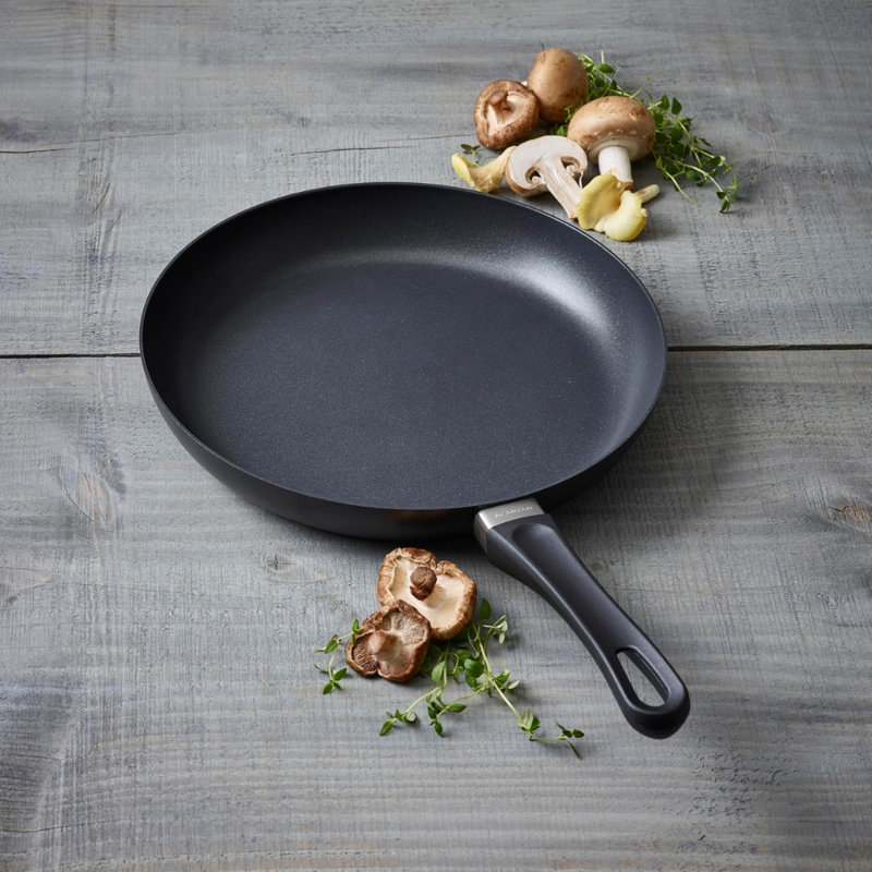 SCANPAN Classic 11 in. Aluminum Non-Stick Frying Pan