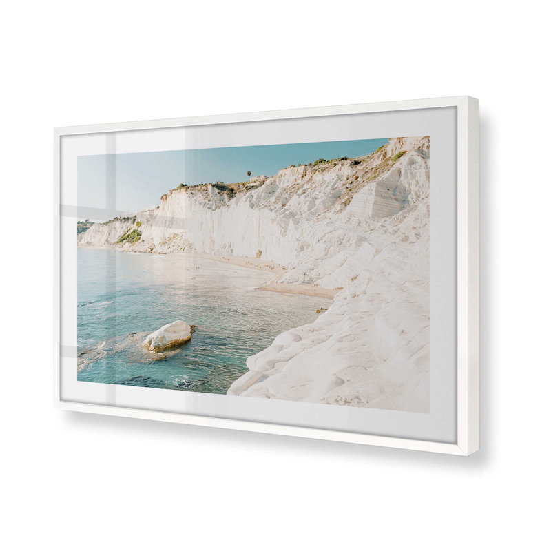 Imprimé Cliffside Dreams, Cadre opaque blanc, H 12 po x l 15 po x P 1,25 po