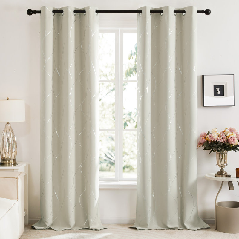 Panneaux de rideaux obscurcissants et isolants en polyester Kellda , Beige clair, L 42 po x L 72 po