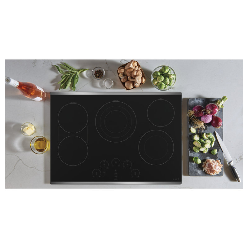 Café 30" Electric Cooktop with 5 Elements and Griddle, Stainless Steel