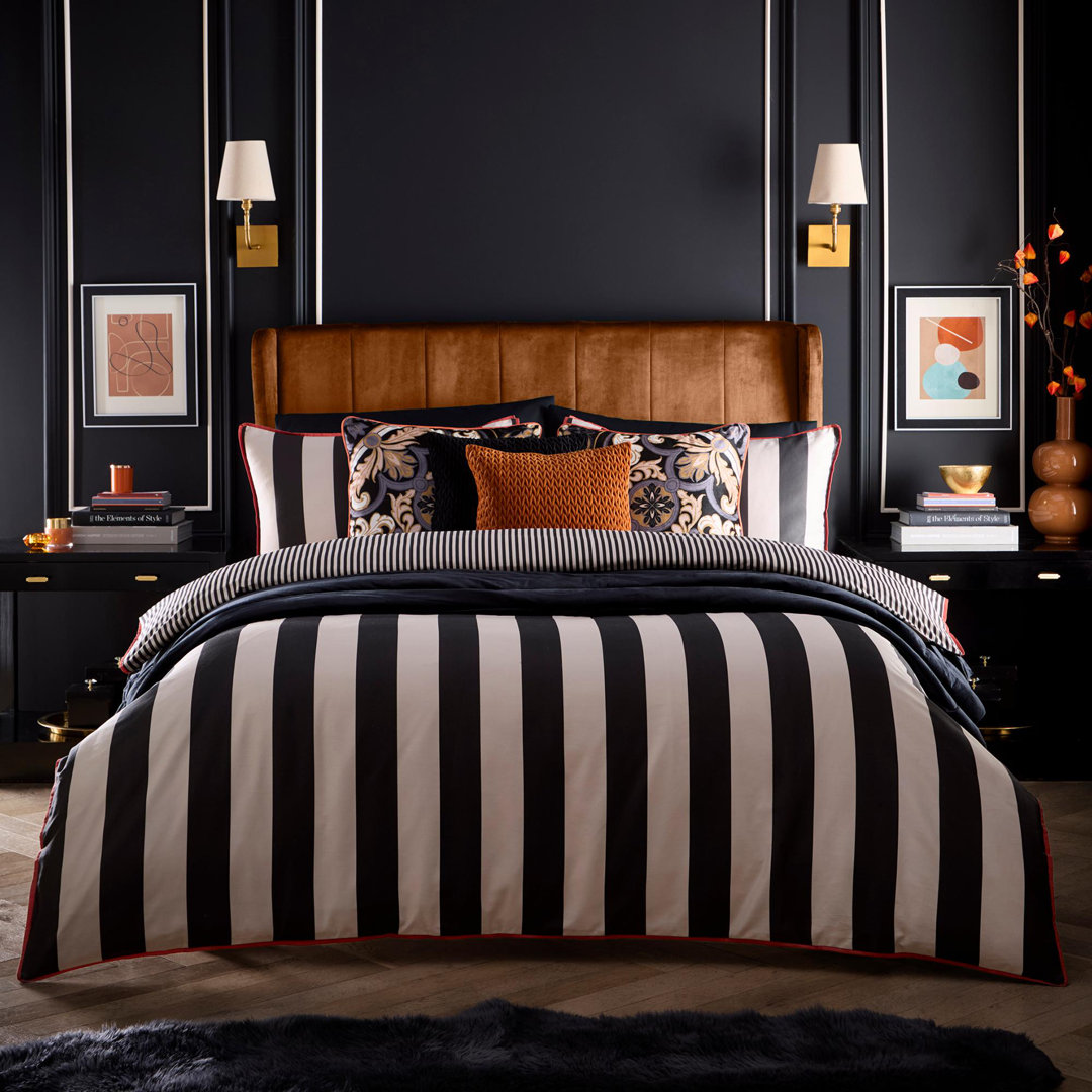 Laurence Llewelyn-Bowen Festivo Circus Stripe Duvet Cover Set Black
