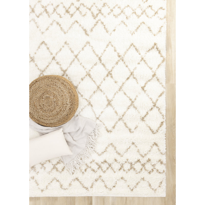 Kostantza Beige Cream Geometric Trellis Area Rug, Rectangle 7'10" x 10'6"