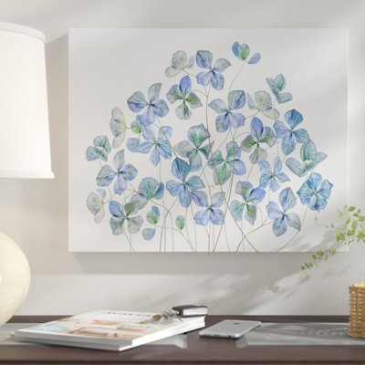 'Hydrangea I' Graphic Art Print on Canvas