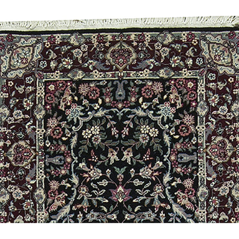 Tapis de couloir vert et ivoire noué à la main de haute qualité