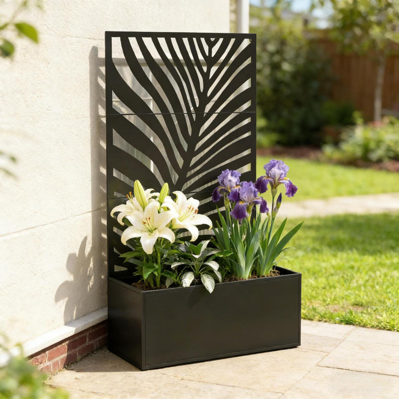 Spacious Metal Planters With Leaf Pattern, Modern Garden Privacy Screen