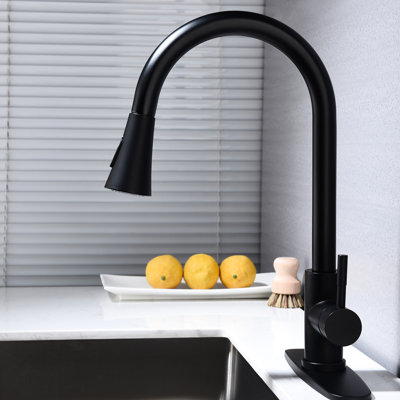 Robinet de cuisine en acier inoxydable noir mat avec bec rétractable, buse haute rotative à 360 ° pour une meilleure commodité de l'eau, contrôle de la température et du débit du levier unique, surface rouillée, éclaboussures aérées