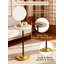 Table à boissons moderne avec base en métal, table d'appoint ronde à piédestal pour les petits espaces, table de bout décorative pour le salon, la chambre à coucher et la salle de bain
