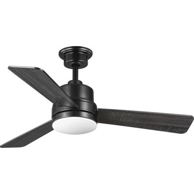 Ventilateur de plafond 3 pales 44 po Trevina II, ensemble d'éclairage inclus