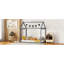 Lit simple en bois, gris