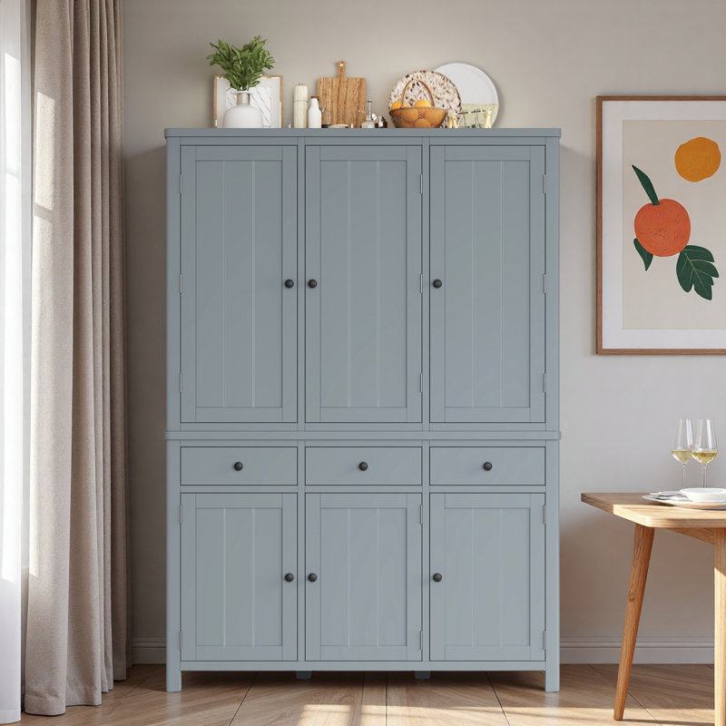 Garde-manger autoportant Farmhouse avec tablettes de porte, tablettes réglables, plateaux coulissants et tiroirs, Gris