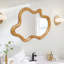 Miroir mural 33,46 "x 22,24" de forme irrégulière avec cadre en bois naturel