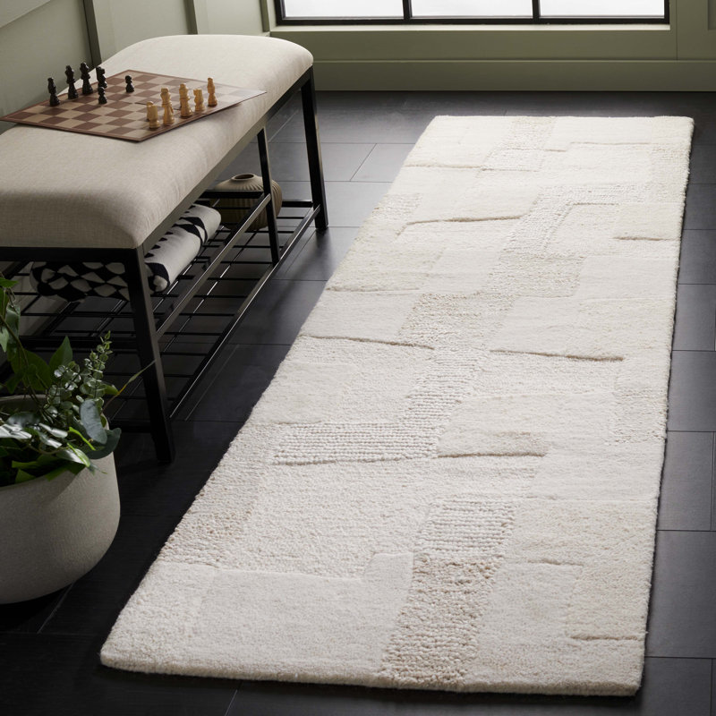 Manhattan Hand Tufted Wool Cotton Checkered Rug in Ivory/Beige, Runner 2'3" x 8'