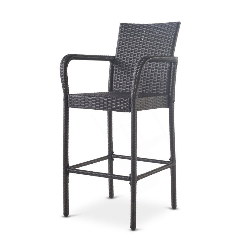 Tabouret de bar avec rotin en polyéthylène durable et structure en métal résistant aux intempéries
