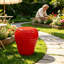 Tabouret en résine et fraise