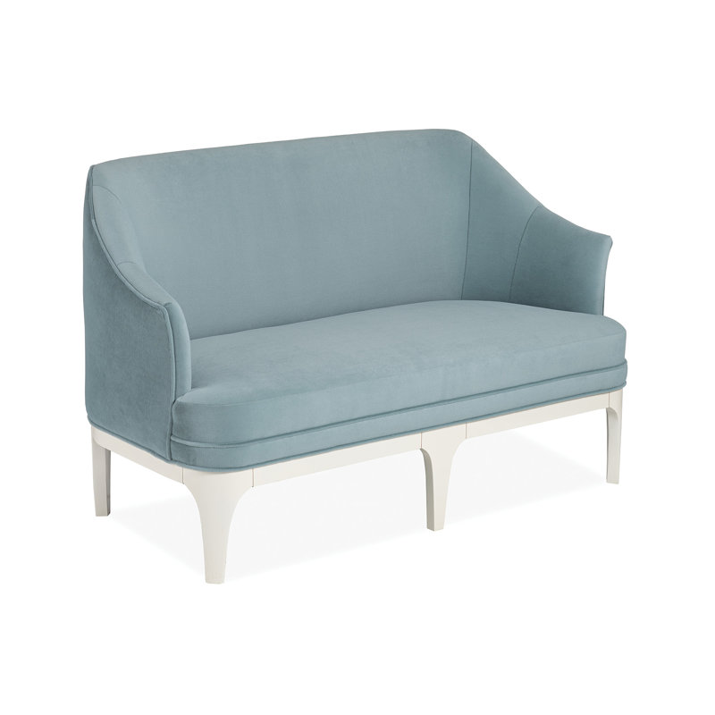 Raven Settee, Selena Sapphire