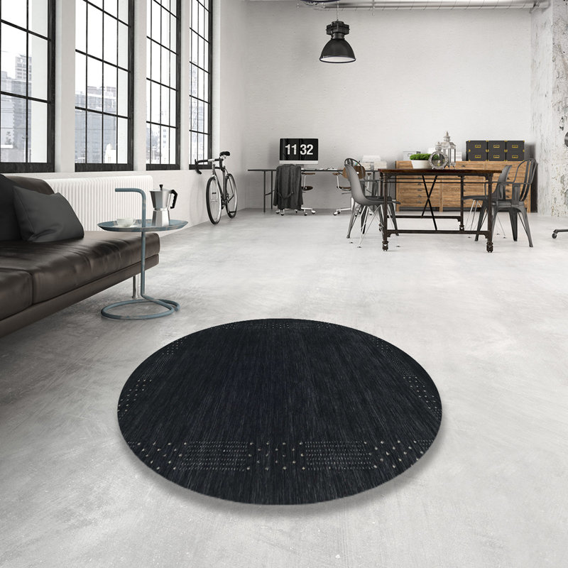Tapis abstrait noir, Rond 7 pi