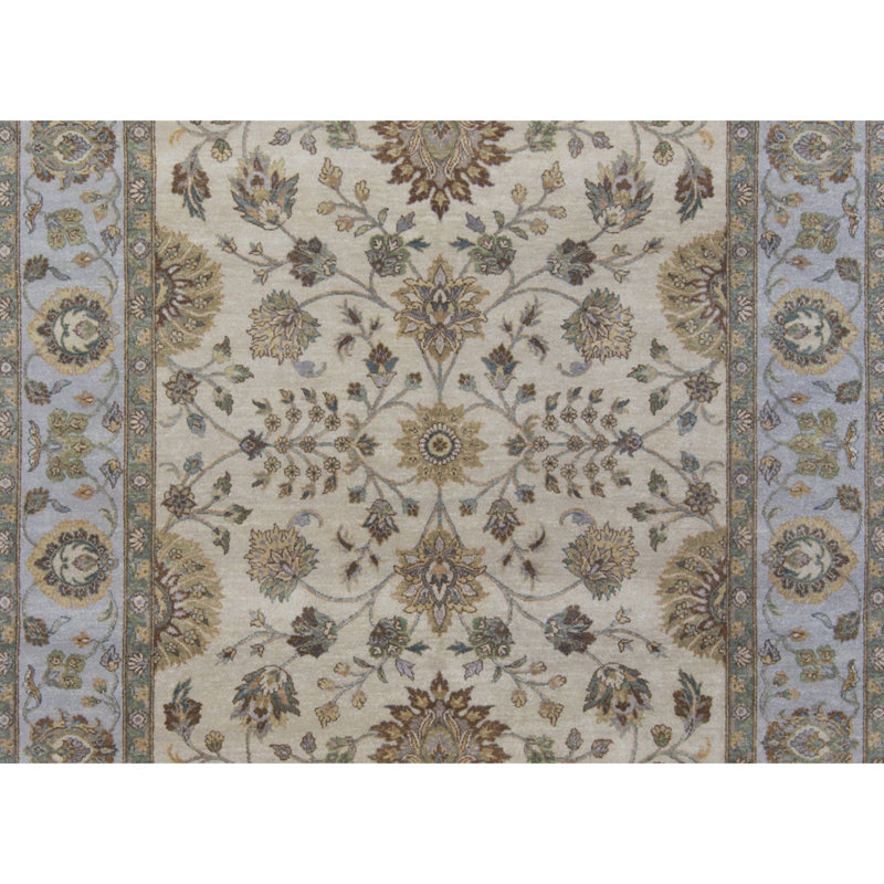 Tapis doré et beige noué à la main de haute qualité